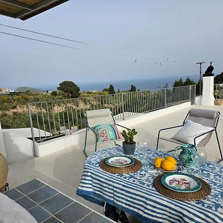 Margot - Authentic Seaview Countryside & Apartmán *