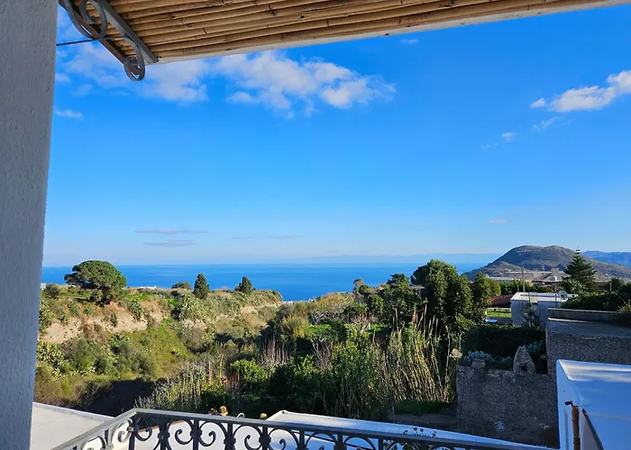 Margot - Authentic Sea View Countryside Lipari (Isola Lipari)
