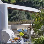 Apartment Margot - Authentic Seaview Countryside & *