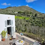 Apartment Margot - Authentic Seaview Countryside &