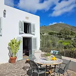 Apartment Margot - Authentic Seaview Countryside &
