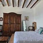 Margot - Authentic Seaview Countryside & *