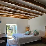 Margot - Authentic Seaview Countryside & *