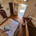 Margot - Authentic Seaview Countryside & *
