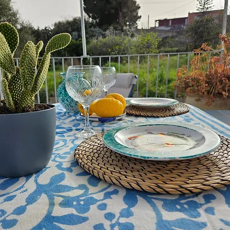 Apartment Margot - Authentic Sea View Countryside