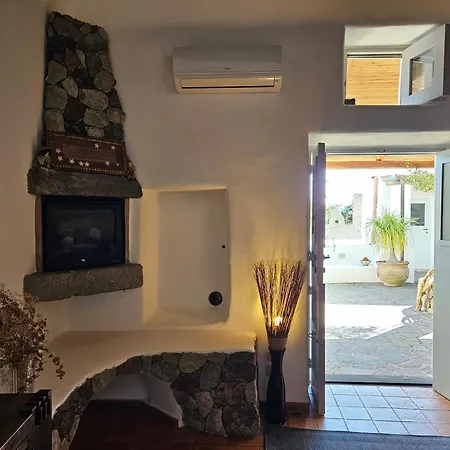 Apartment Margot - Authentic Seaview Countryside & Lipari (Isola Lipari)