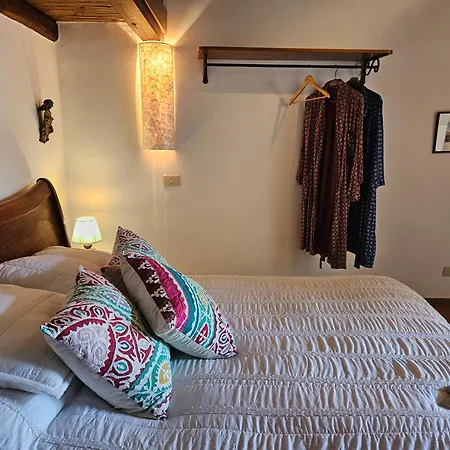 Margot - Authentic Sea View Countryside Apartment Lipari (Isola Lipari)