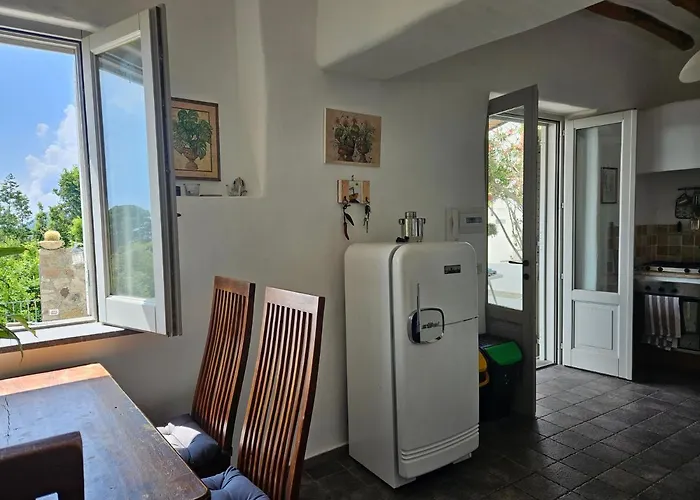 Villa Margot - Authentic Seaview Countryside Villa & Apartments شقة *