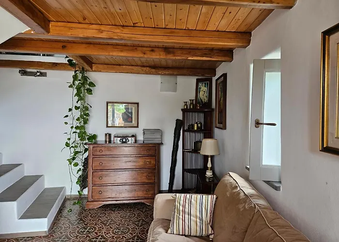 Apartment Margot - Authentic Sea View Countryside