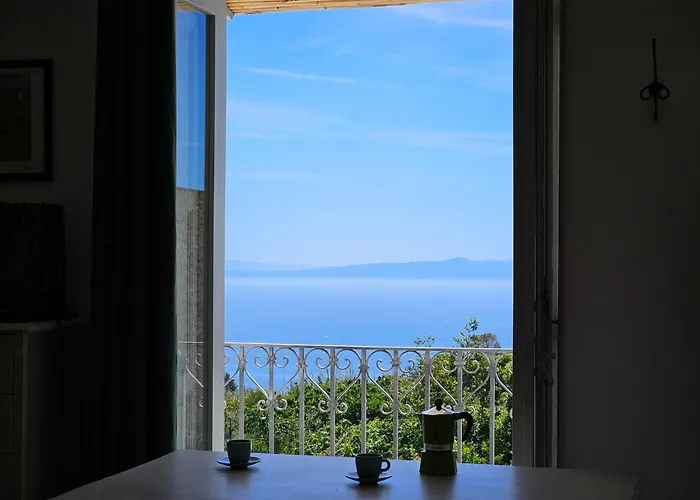 Villa Margot - Authentic Seaview Countryside Villa & Apartments شقة ليباري