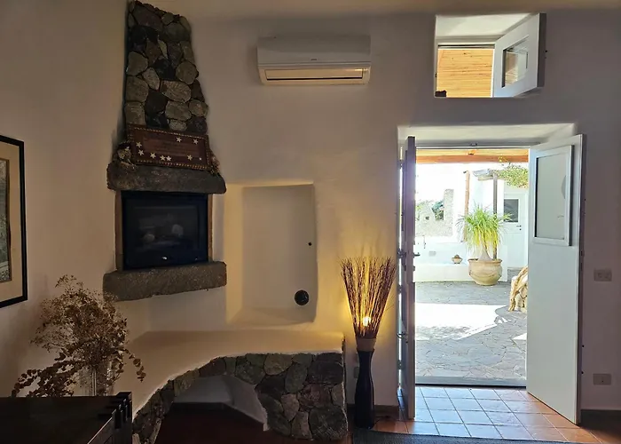 Apartment Margot - Authentic Sea View Countryside Lipari (Isola Lipari)