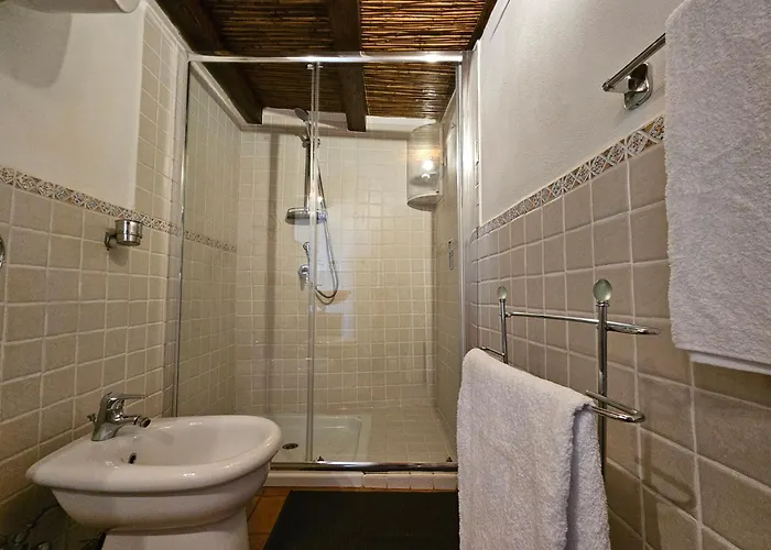 Villa Margot - Authentic Seaview Countryside Villa & Apartments *